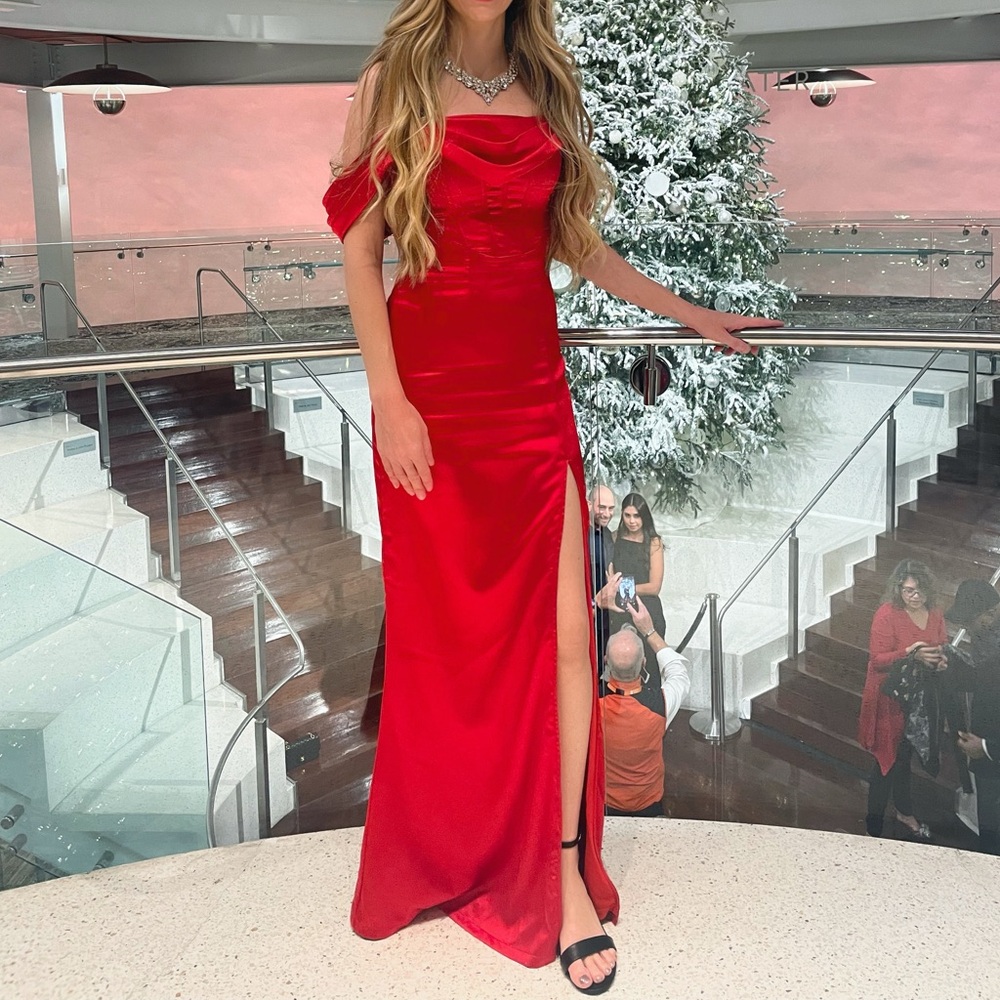 LULU’S Red Satin Off Shoulder Prom Dress NWT Valentines Day